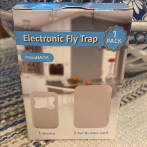 Electronic Fly Trap